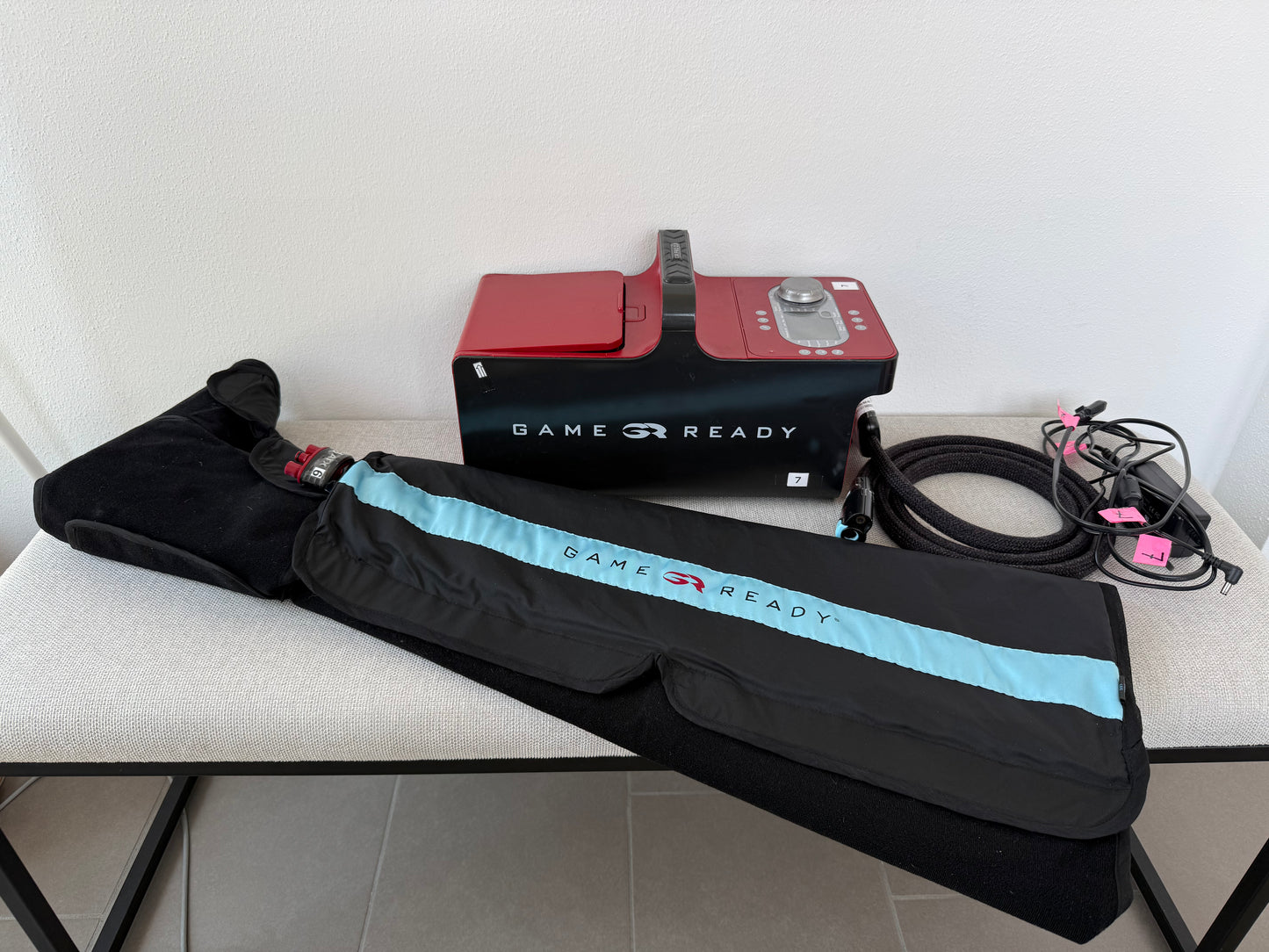Dispositivo di criocompressione portatile (Game Ready®) usato certificato + fascia gamba intera